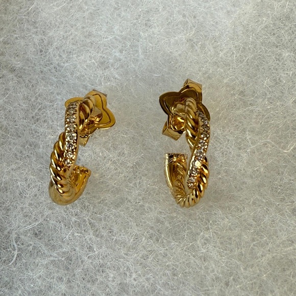David Yurman Jewelry - David Yurman 18k Petite Infinity Hoop Diamond Earrings